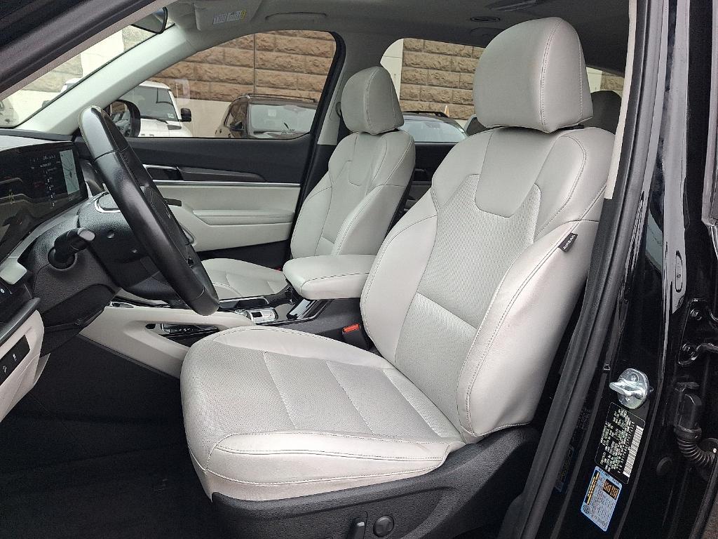 used 2023 Kia Telluride car, priced at $29,517
