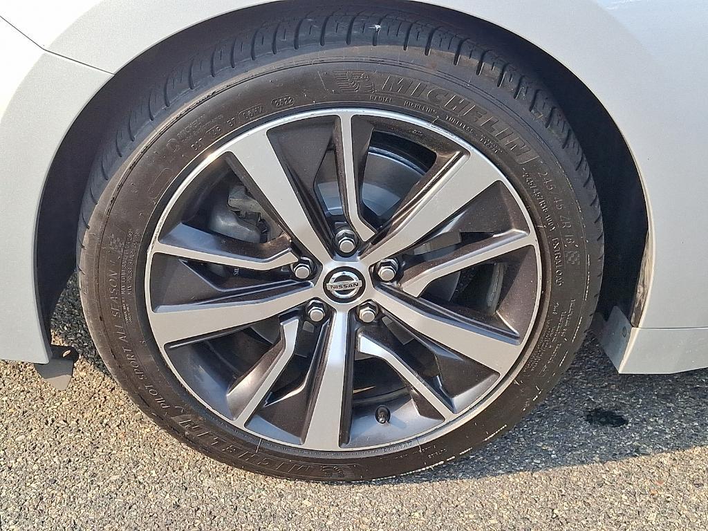 used 2019 Nissan Maxima car