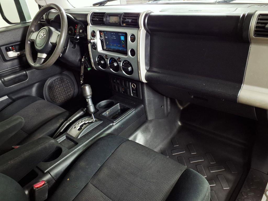 used 2007 Toyota FJ Cruiser car, priced at $8,698