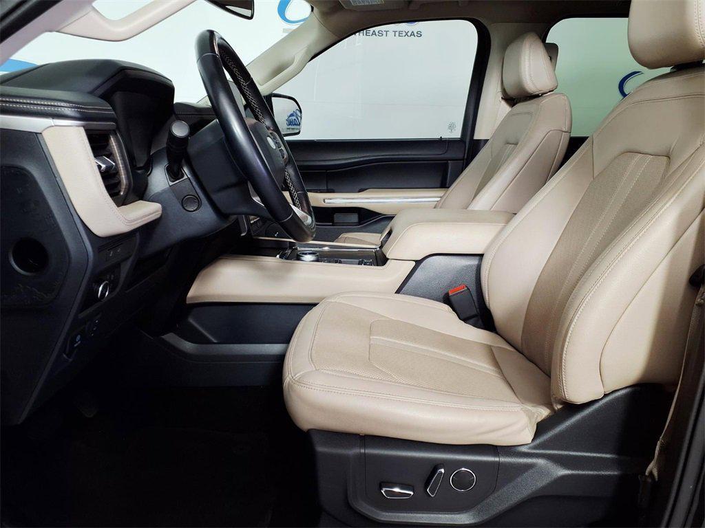 used 2023 Ford Expedition car, priced at $48,407