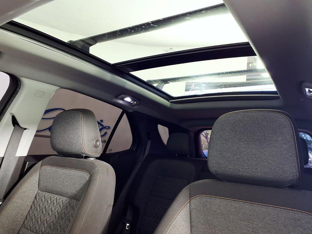 used 2023 Chevrolet Equinox car, priced at $26,596
