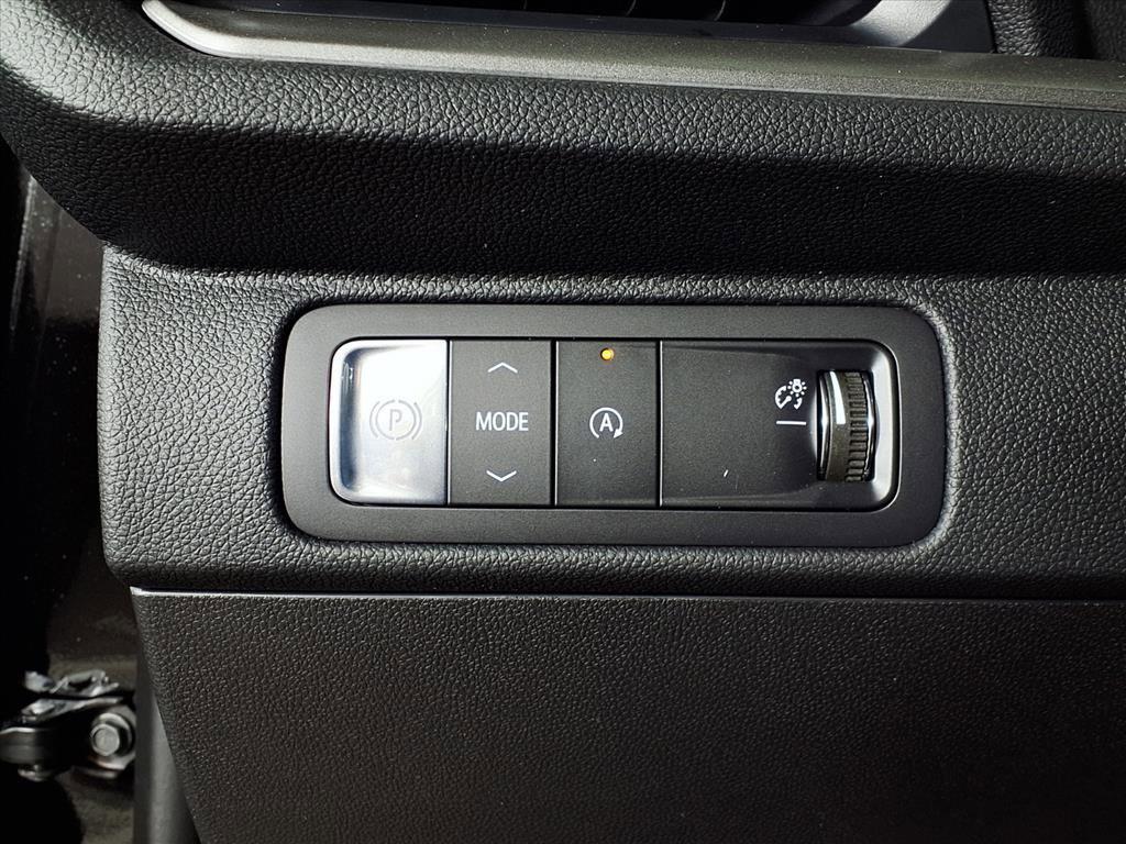 new 2026 Chevrolet Traverse car, priced at $46,832