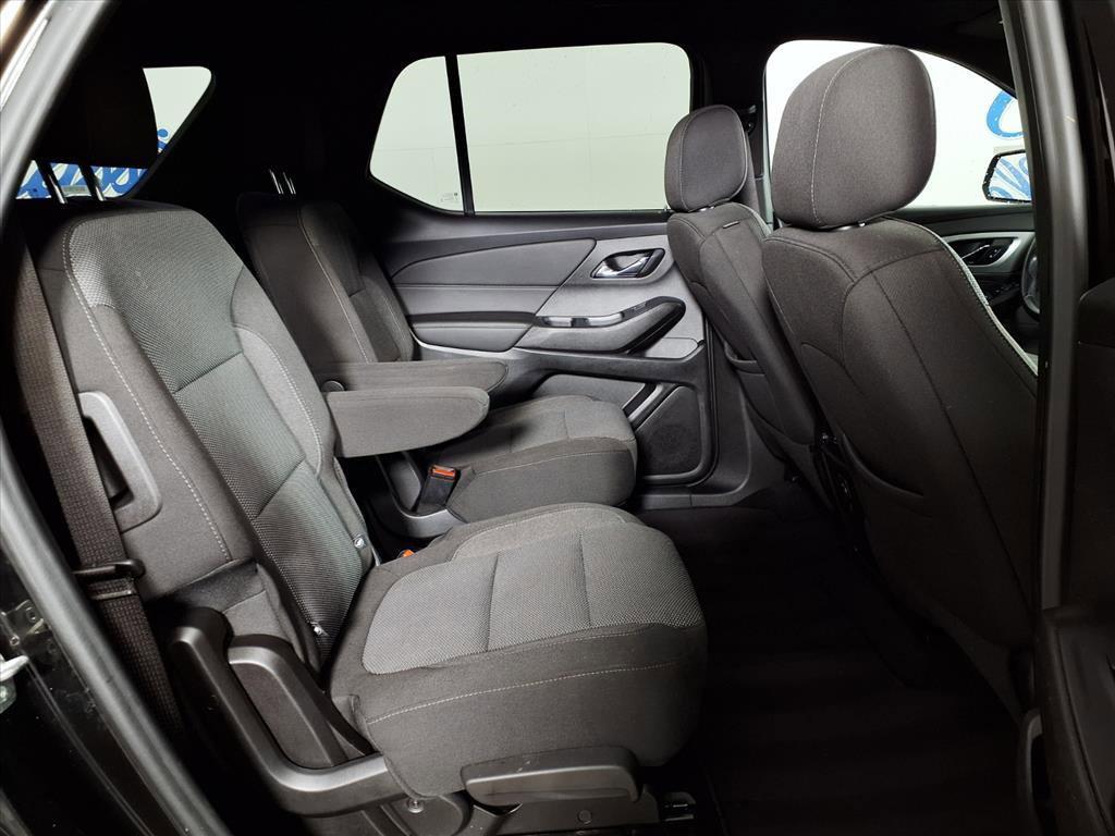 used 2022 Chevrolet Traverse car, priced at $19,443
