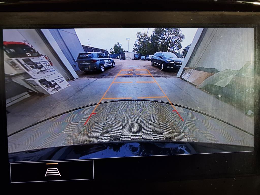 used 2022 Chevrolet Traverse car, priced at $19,443