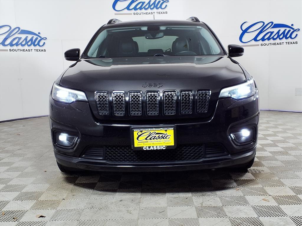 used 2020 Jeep Cherokee car, priced at $15,402