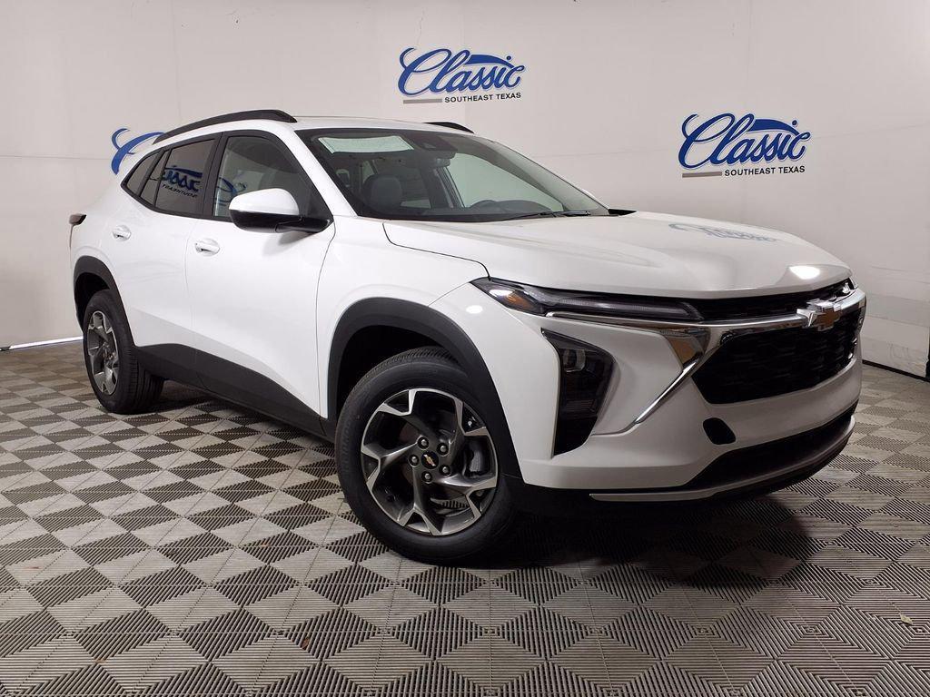 new 2026 Chevrolet Trax car, priced at $26,285
