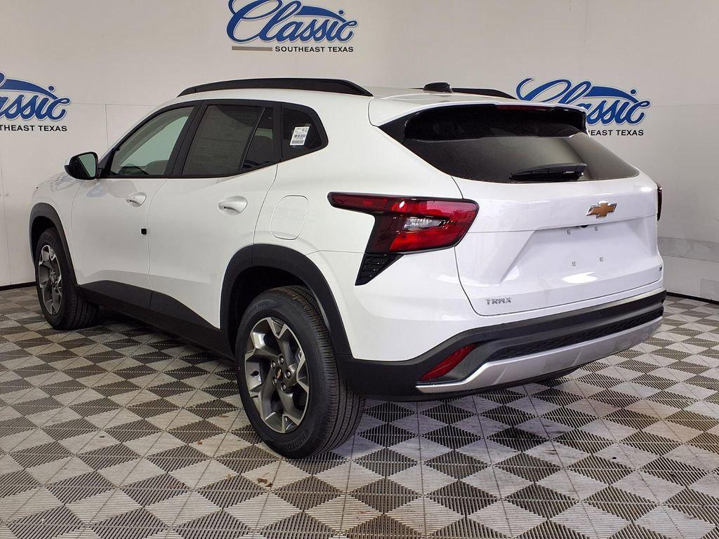 new 2026 Chevrolet Trax car, priced at $26,285