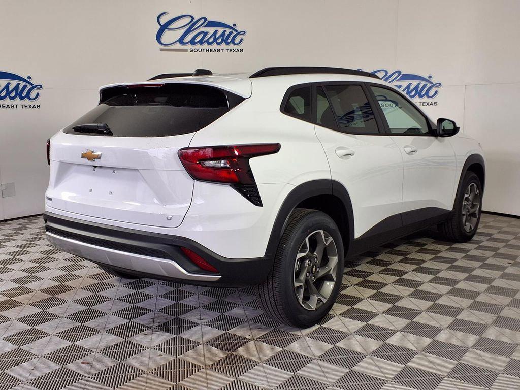 new 2026 Chevrolet Trax car, priced at $26,285
