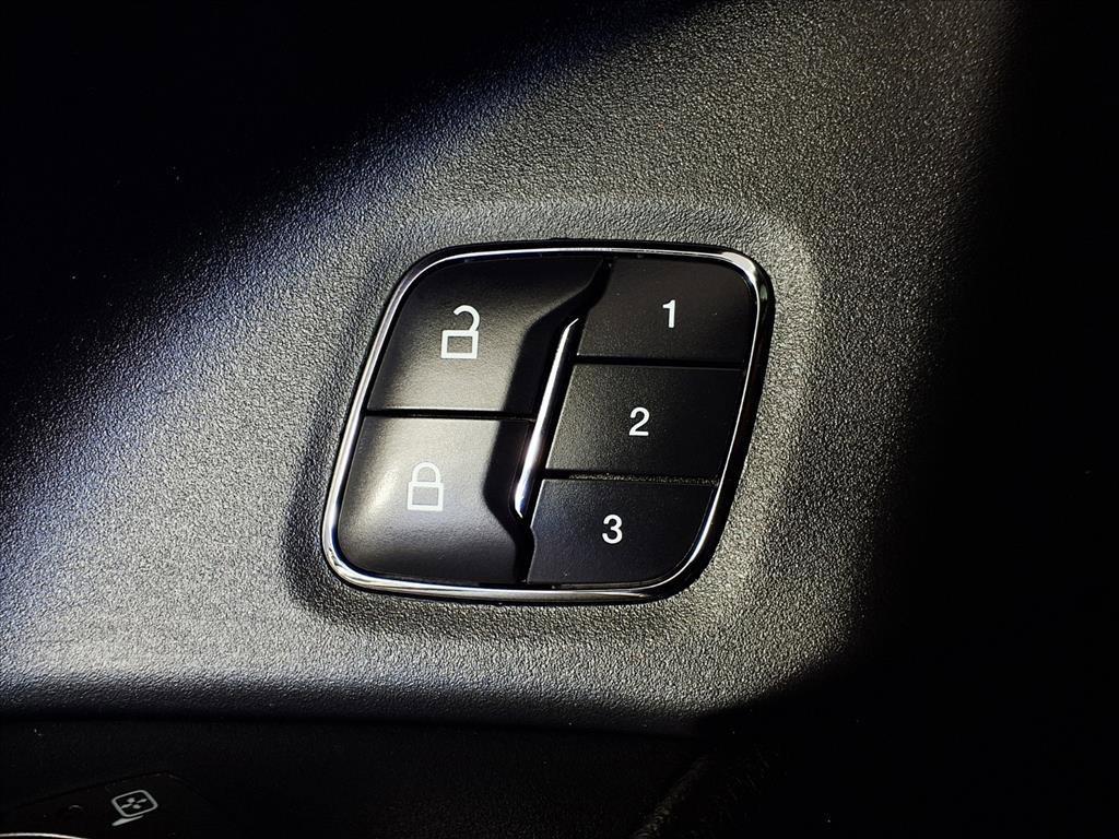 used 2018 Ford Expedition car, priced at $20,445