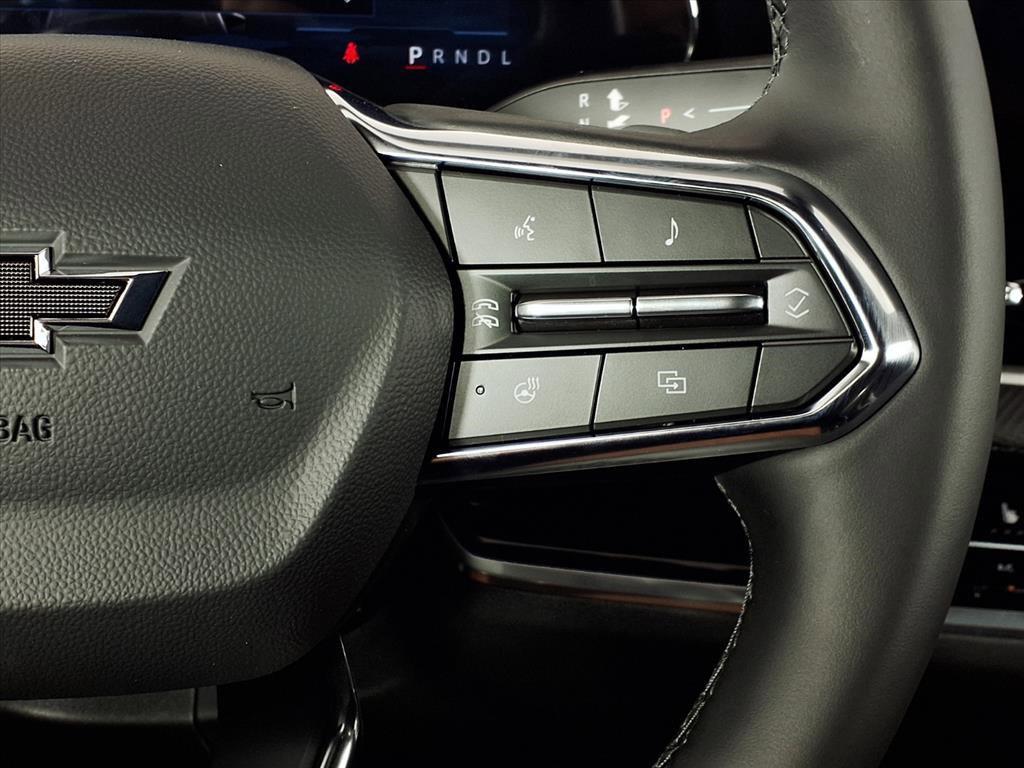 new 2026 Chevrolet Equinox car, priced at $31,360