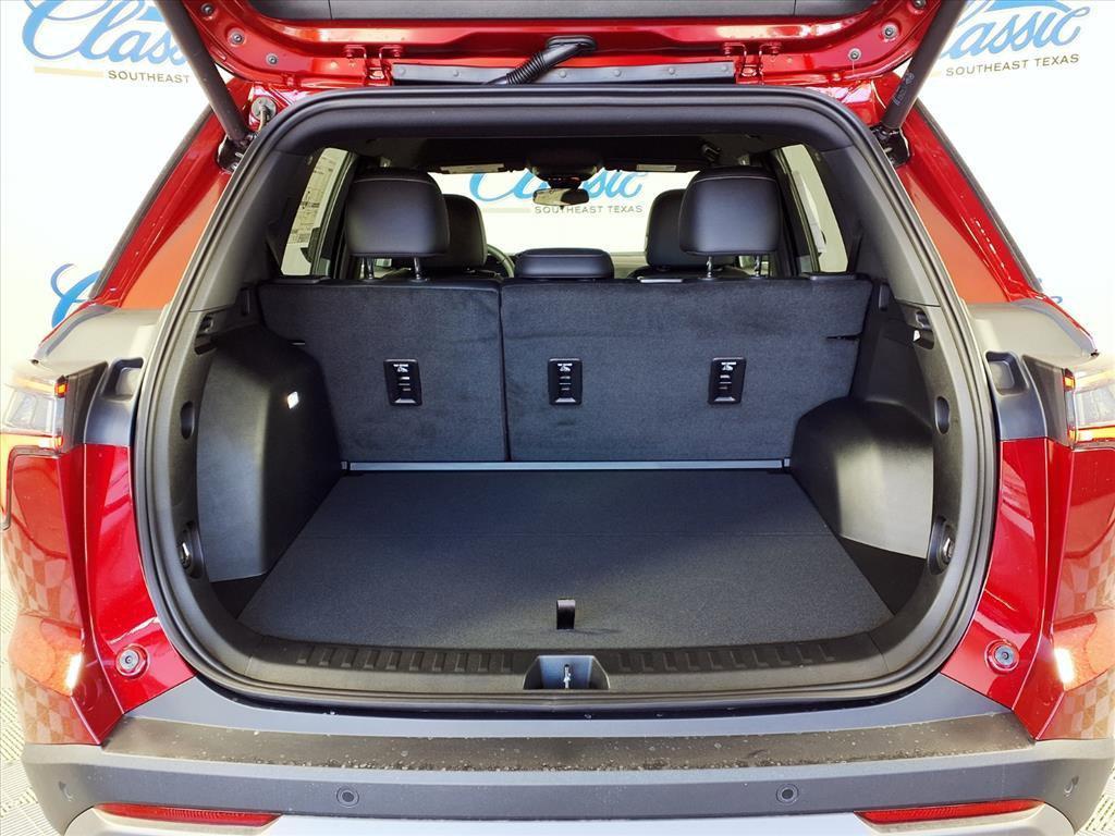 new 2026 Chevrolet Equinox car, priced at $31,360