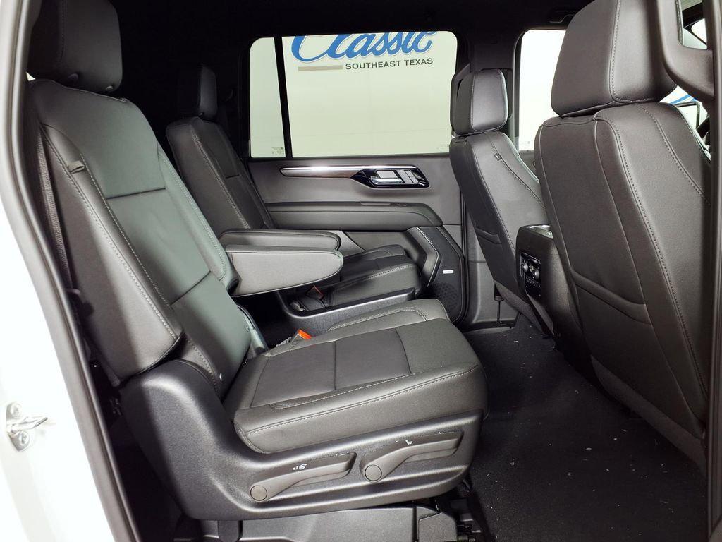 new 2026 Chevrolet Suburban car, priced at $72,180