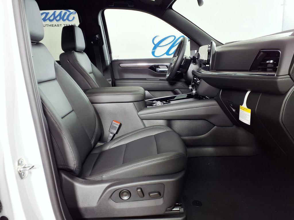 new 2026 Chevrolet Suburban car, priced at $72,180
