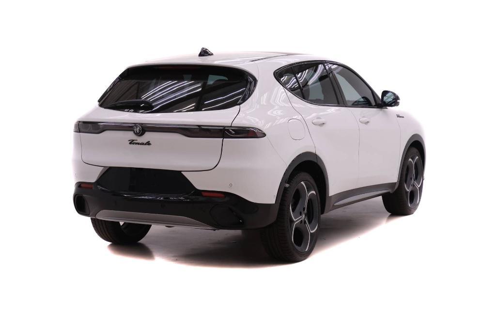new 2026 Alfa Romeo Tonale car