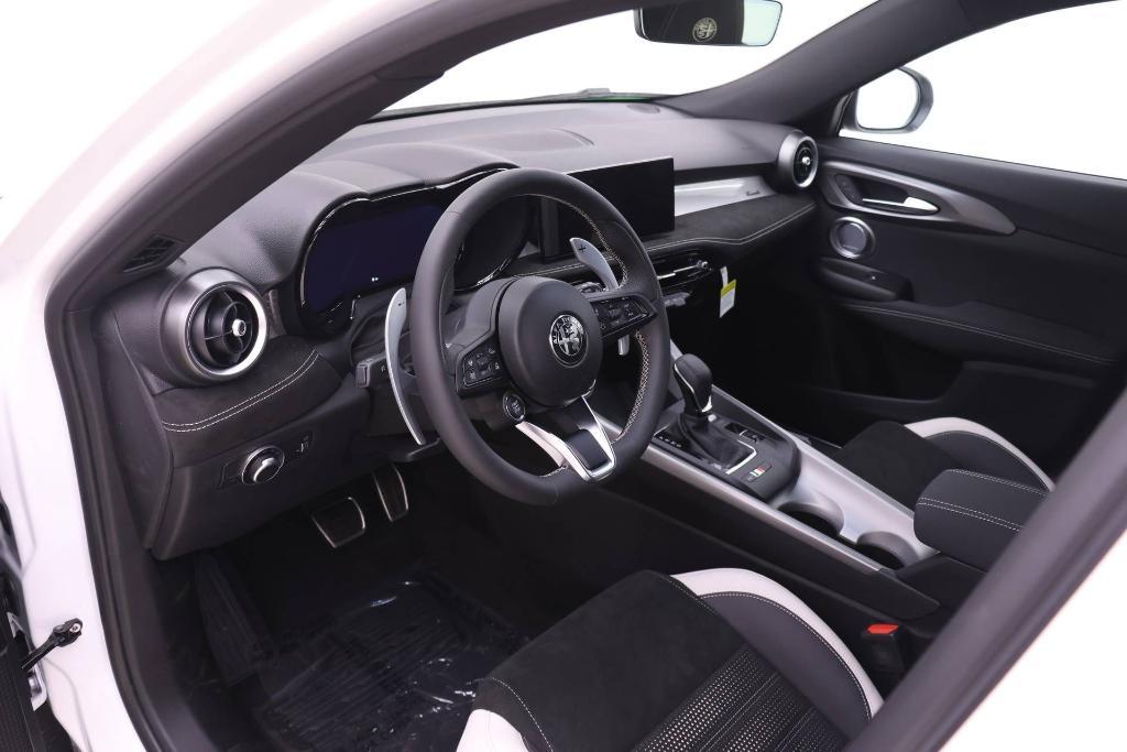 new 2026 Alfa Romeo Tonale car