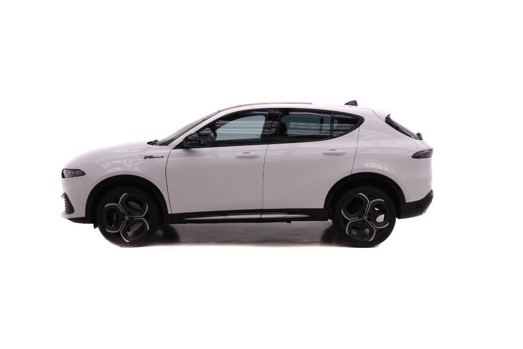 new 2026 Alfa Romeo Tonale car