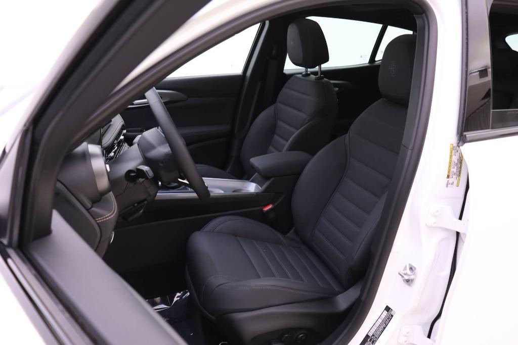 new 2025 Alfa Romeo Tonale car, priced at $36,435