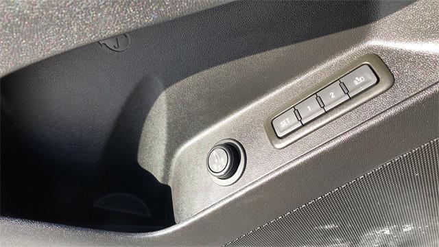 used 2023 Chevrolet Equinox car, priced at $26,390