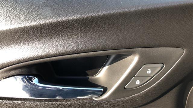 used 2020 Chevrolet Equinox car, priced at $18,990