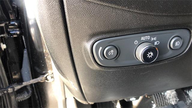 used 2020 Chevrolet Equinox car, priced at $18,990