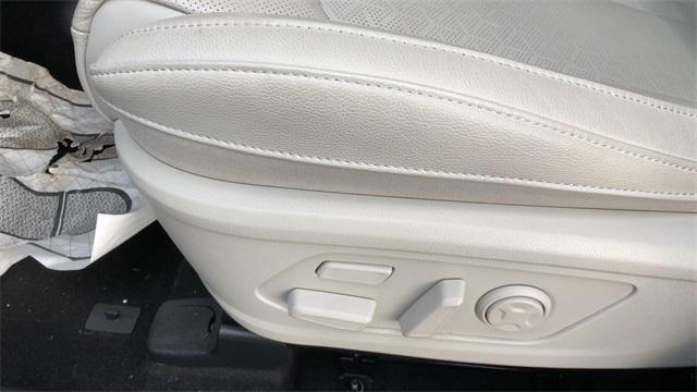 used 2023 Kia Sorento Hybrid car, priced at $28,990