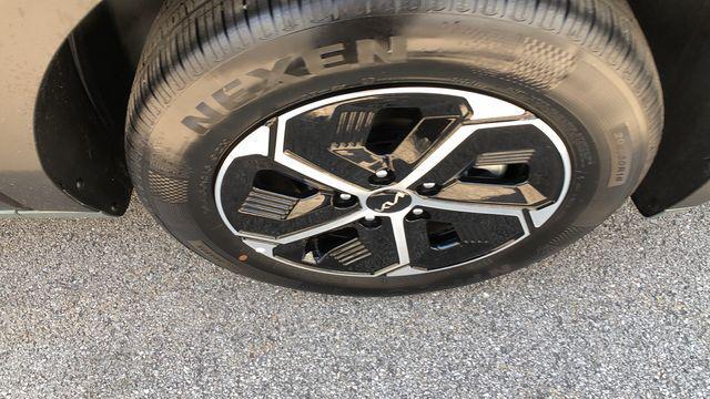 used 2025 Kia Niro car, priced at $26,495