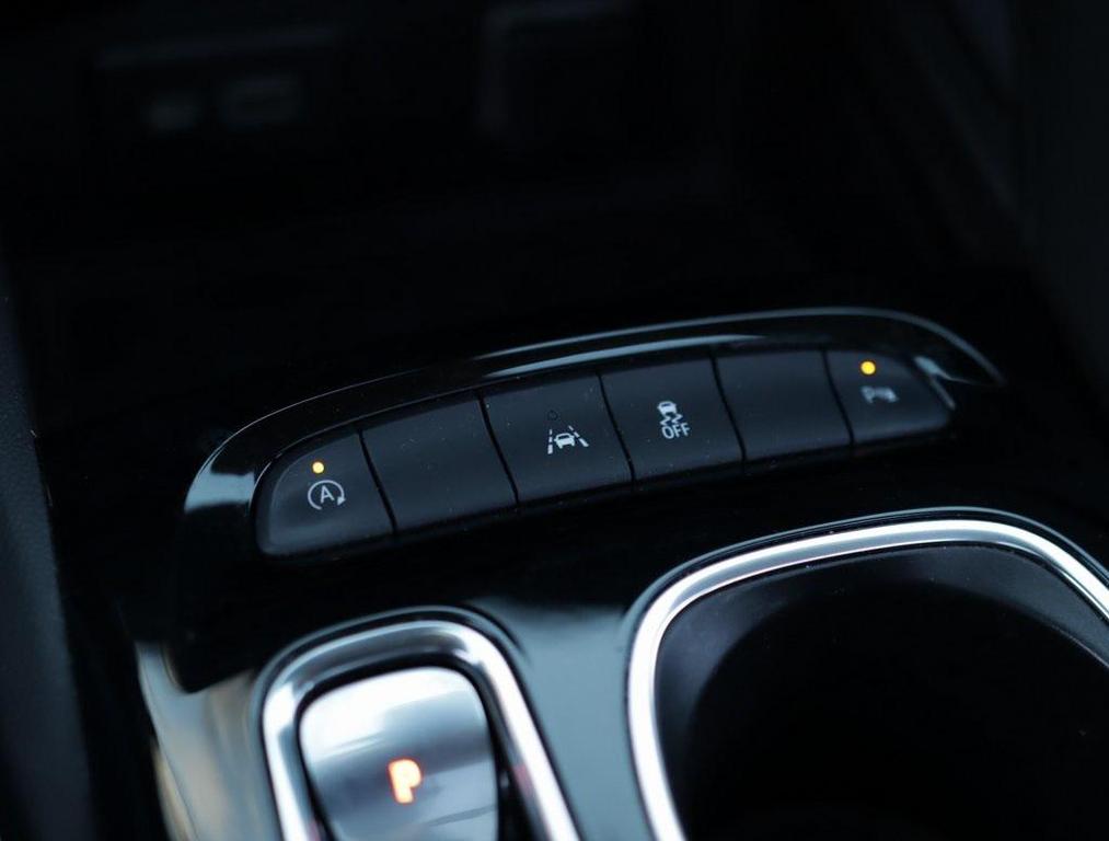 used 2023 Buick Envision car, priced at $22,496