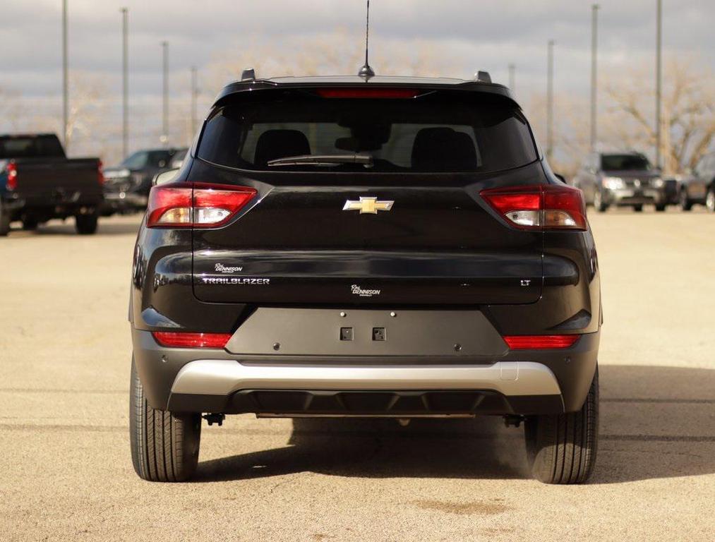new 2026 Chevrolet TrailBlazer car, priced at $26,430