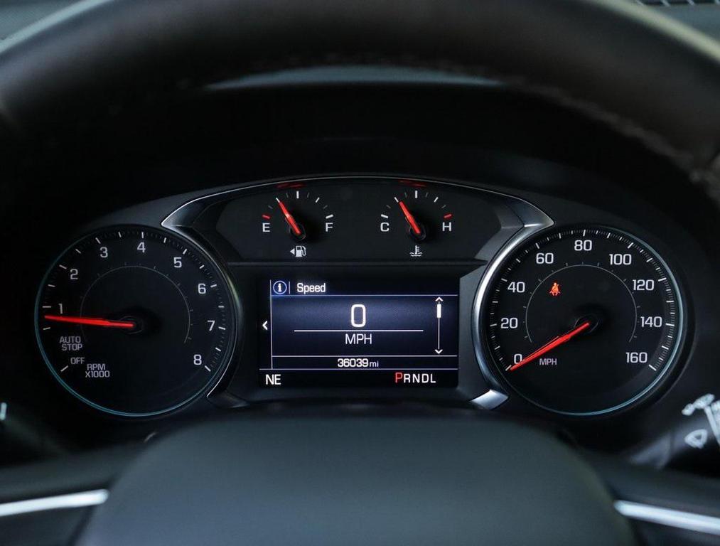 used 2024 Chevrolet Equinox car, priced at $20,999