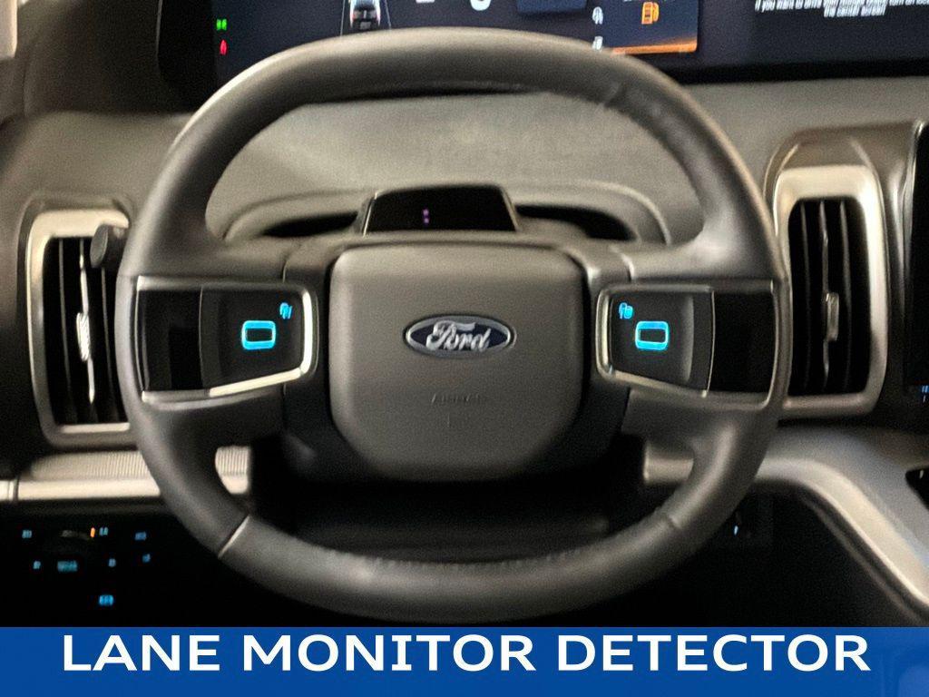 used 2025 Ford Expedition car, priced at $60,895