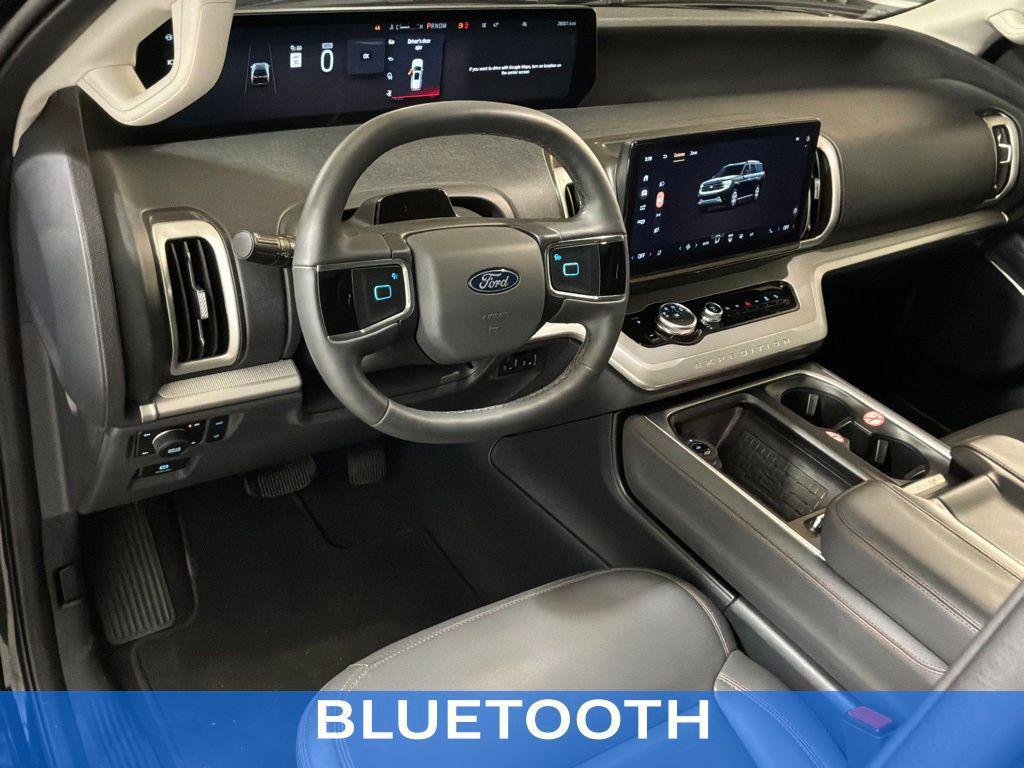 used 2025 Ford Expedition car, priced at $60,895