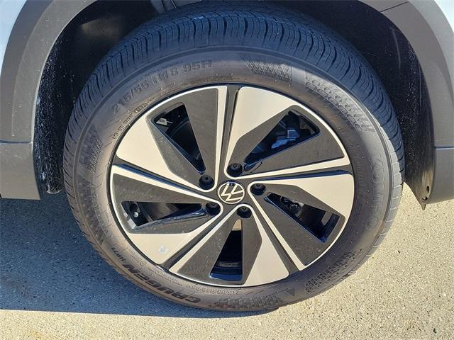 new 2026 Volkswagen Taos car, priced at $33,542