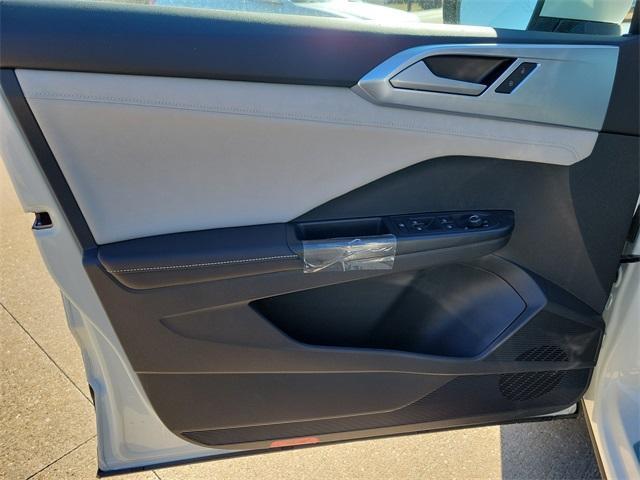 new 2026 Volkswagen Taos car, priced at $33,542