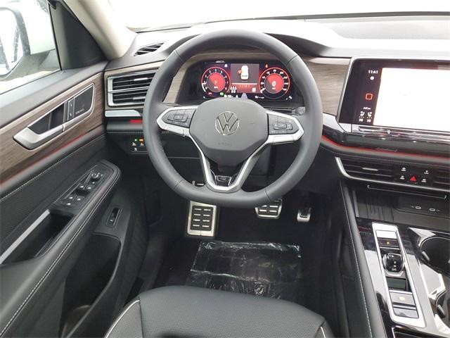new 2026 Volkswagen Atlas car, priced at $54,703