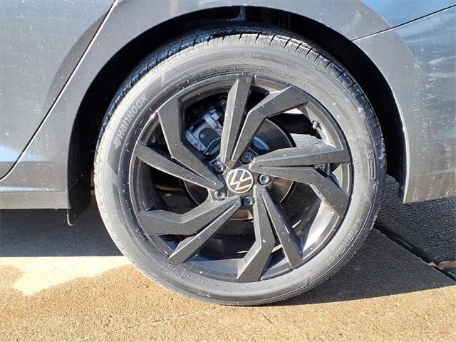 new 2025 Volkswagen Jetta car, priced at $26,809