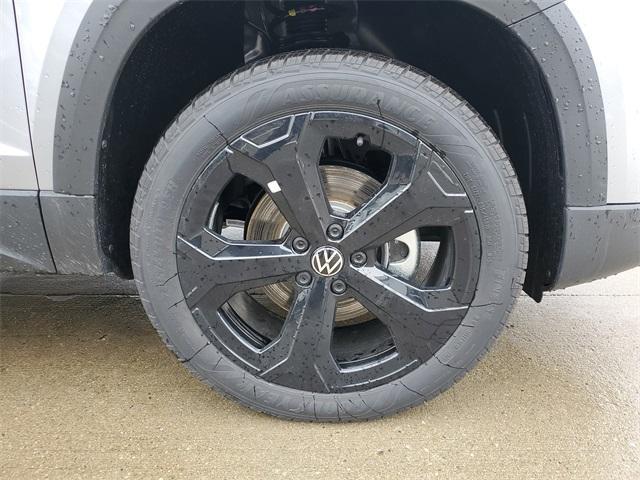 new 2026 Volkswagen Taos car, priced at $38,082