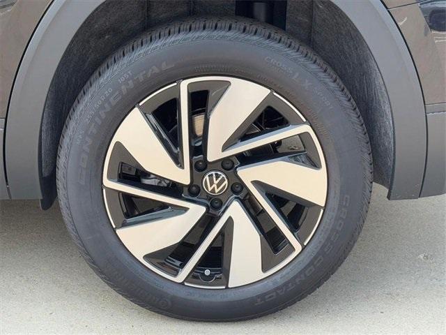 new 2025 Volkswagen Atlas car, priced at $40,416