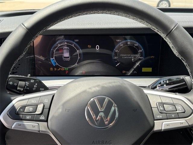 new 2025 Volkswagen Tiguan car, priced at $32,000