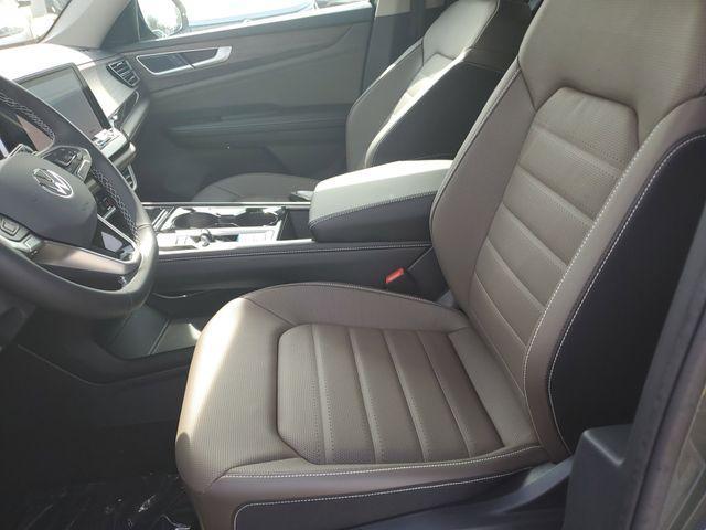 new 2026 Volkswagen Atlas car, priced at $49,128