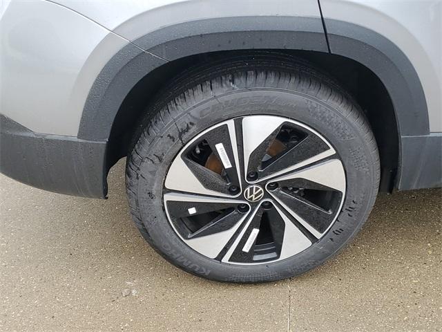 new 2026 Volkswagen Taos car, priced at $32,306