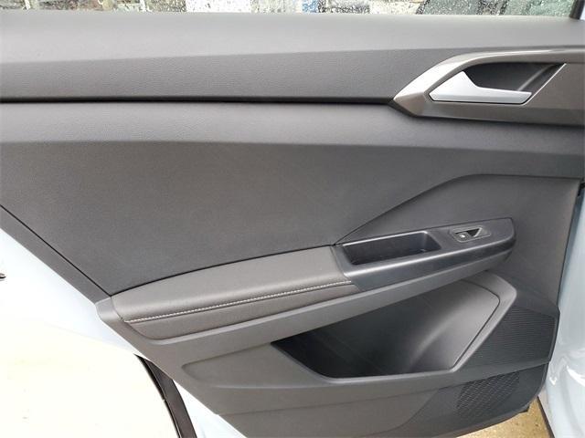 new 2026 Volkswagen Taos car, priced at $33,279