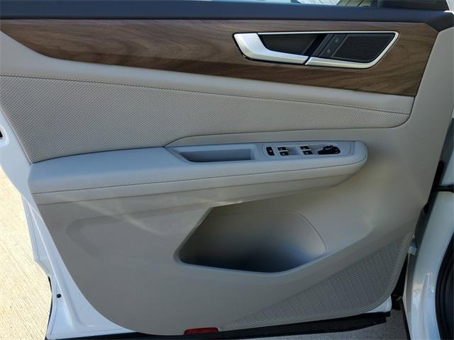 new 2026 Volkswagen Atlas car, priced at $41,189