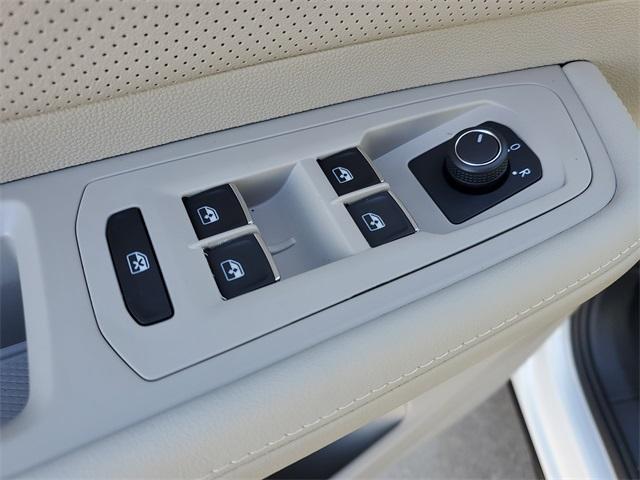 new 2026 Volkswagen Atlas car, priced at $41,189