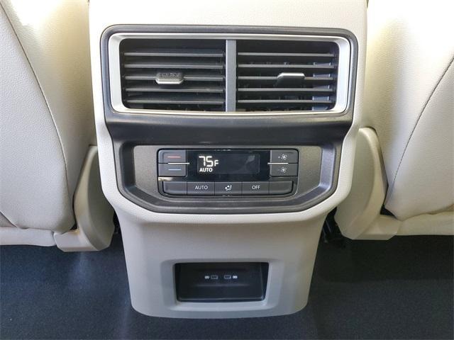 new 2026 Volkswagen Atlas car, priced at $41,189