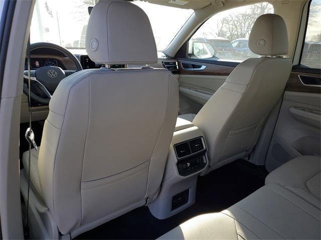 new 2026 Volkswagen Atlas car, priced at $41,189