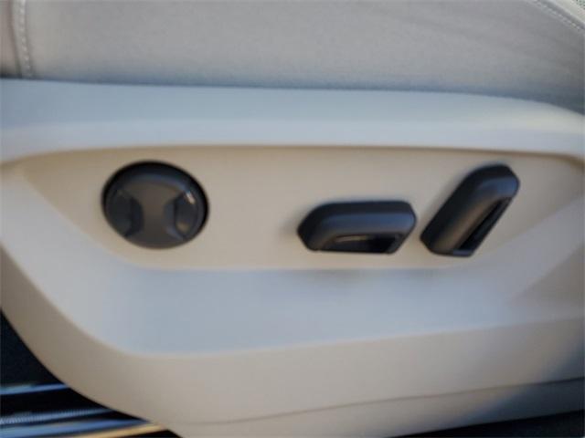 new 2026 Volkswagen Atlas car, priced at $41,189