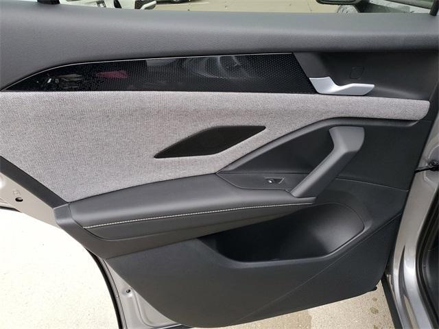 new 2026 Volkswagen Tiguan car, priced at $33,187