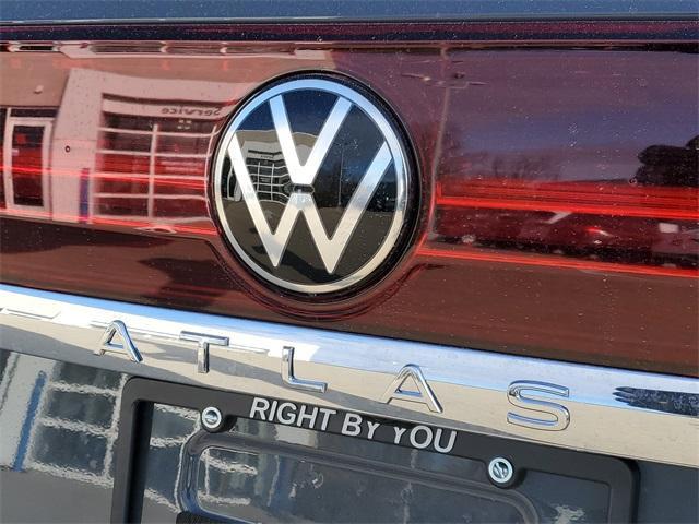 new 2026 Volkswagen Atlas car, priced at $49,388
