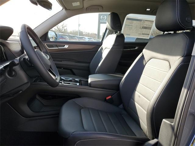 new 2026 Volkswagen Atlas car, priced at $49,388