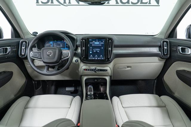 new 2026 Volvo XC40 car, priced at $53,607